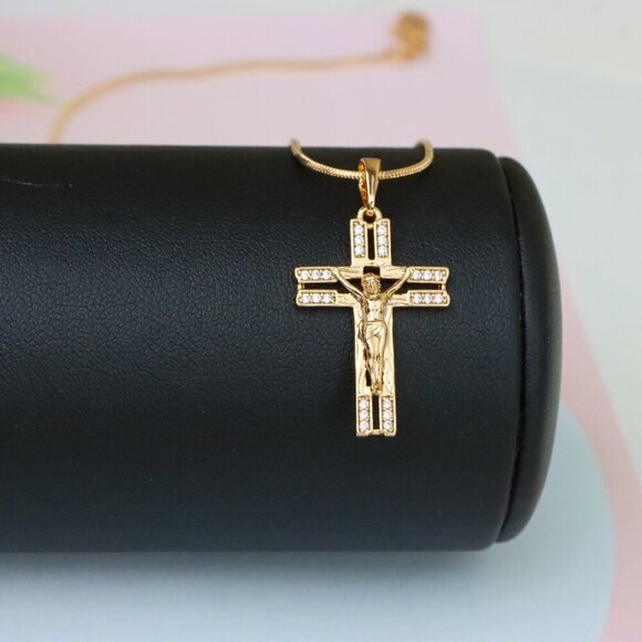 "Rose Gold Crucifix Pendant with Crystal Accents and Detailed Design, XPPT1865 - Picture 8 of 13
